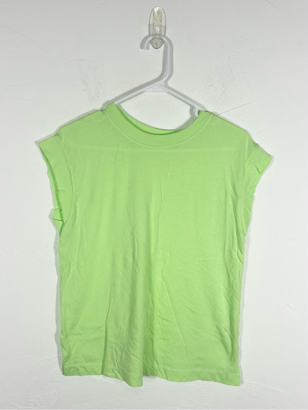A New Day Neon Lime Green Crewneck Muscle Tee Tank Top Size Small